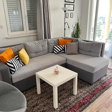 בית הארחה Apartments Romano 3*