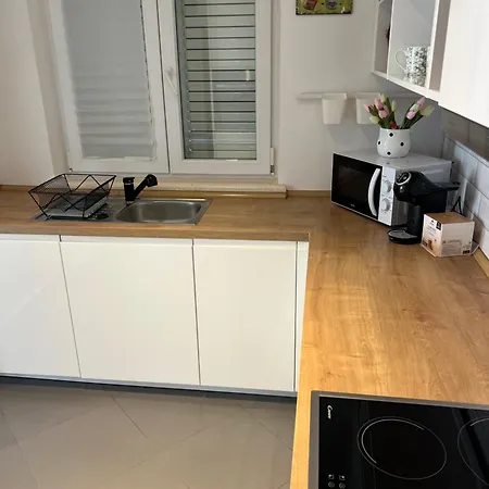 Apartments Romano דוברובניק