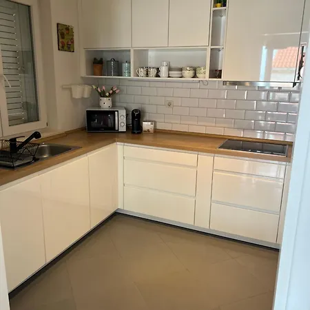 Apartments Romano בית הארחה דוברובניק