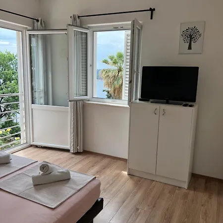 Apartments Romano דוברובניק